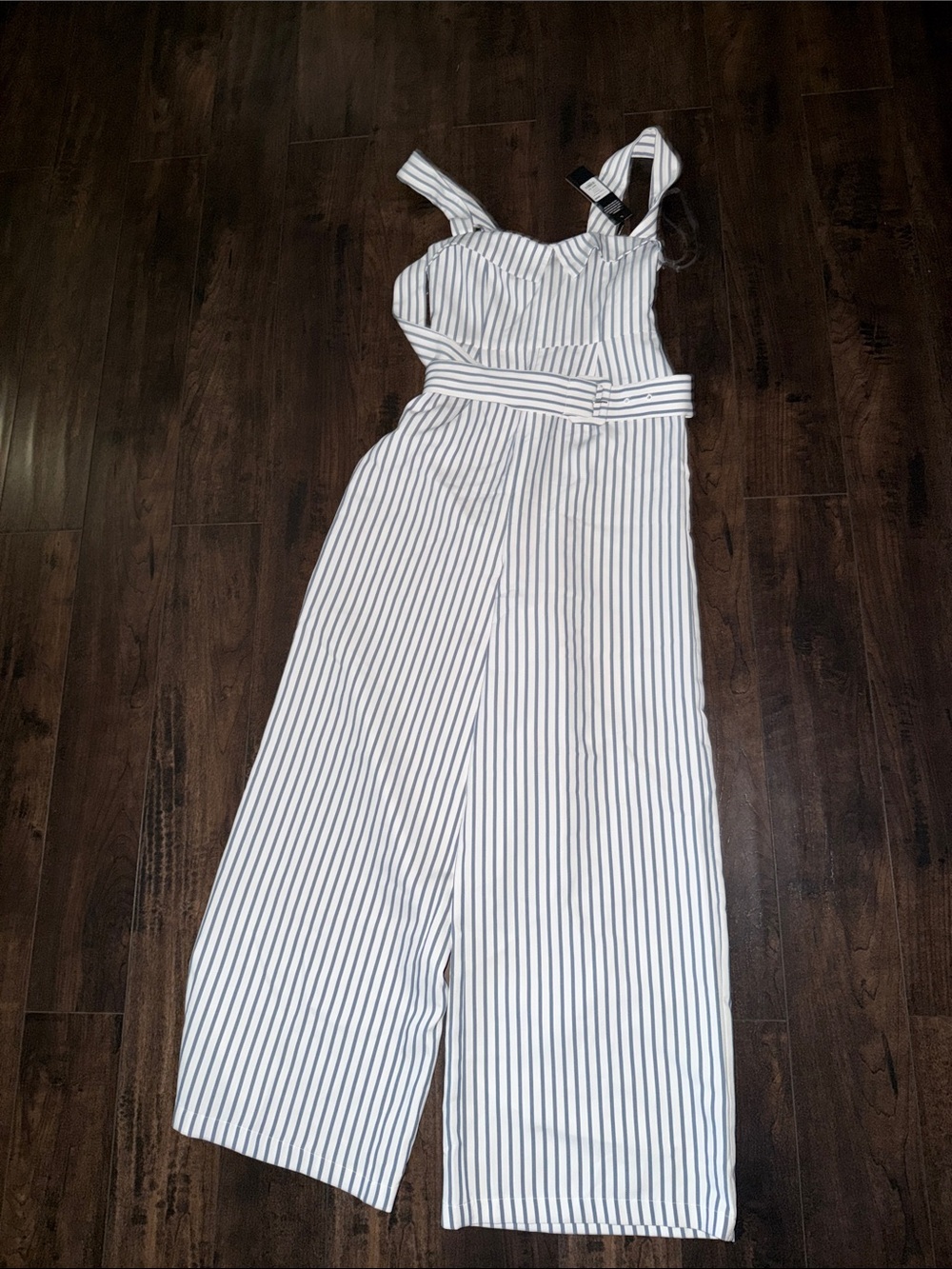 Fashion Nova White Jumpsuit with Navy Pinstripes and Belt